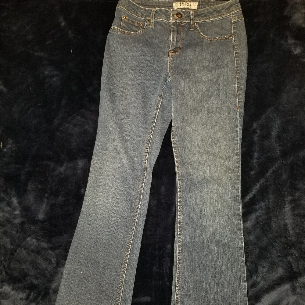 17/21 size 4 blue jeans